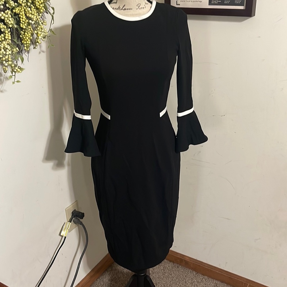 Calvin Klein- size 2 dress in black and white, fancy and lovely for the office